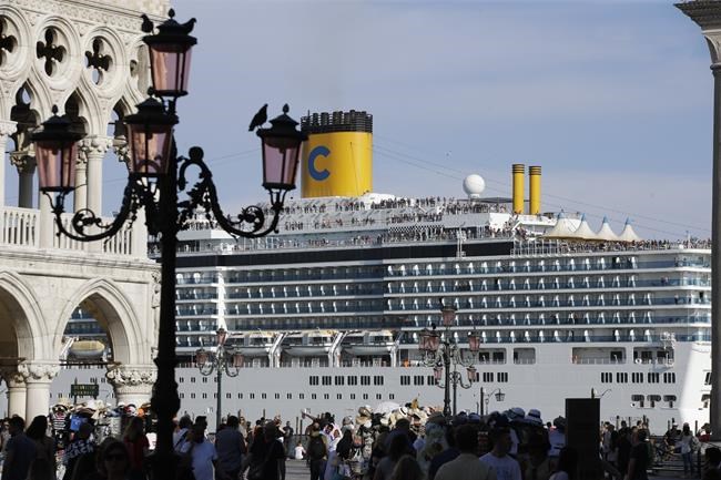 Italy to ban mammoth cruise ships from Venice as of Aug. 1 | iNFOnews.ca