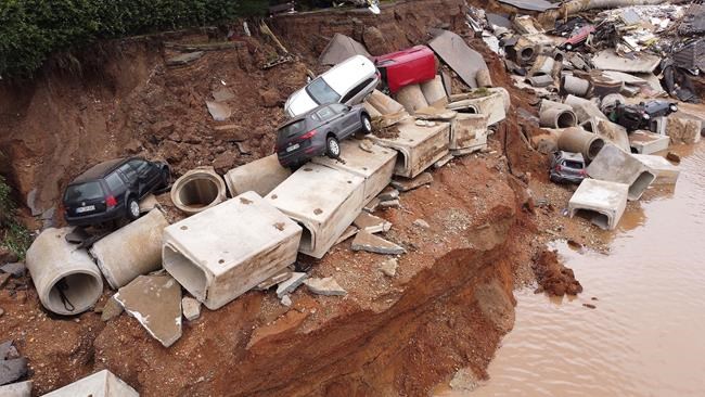 Rescuers race to prevent more deaths from European floods | iNFOnews.ca CP1968658728