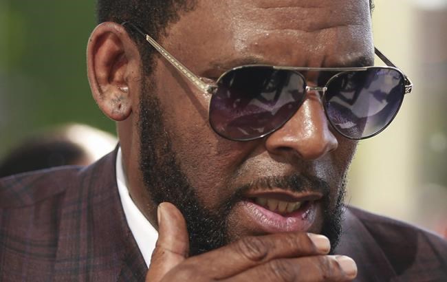 R. Kelly lawyers: We'll fight bid to add claims to trial | iNFOnews.ca