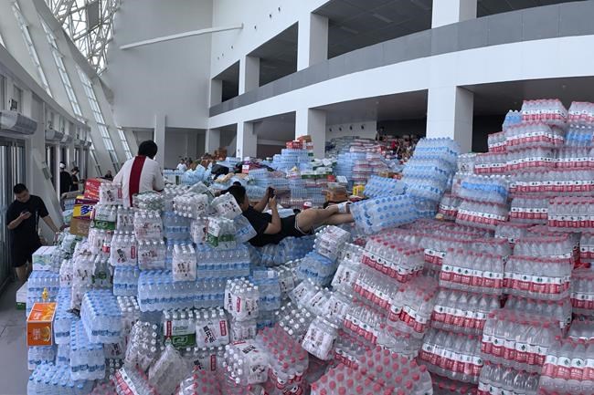 China sends supplies to flooded area, rebuilds barriers | iNFOnews.ca China sends supplies to flooded area, rebuilds barriers | iNFOnews.ca