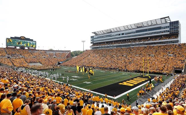 Regents approve naming Iowa's football field for Duke Slater | iNFOnews.ca Regents approve naming Iowa's football field for Duke Slater | iNFOnews.ca