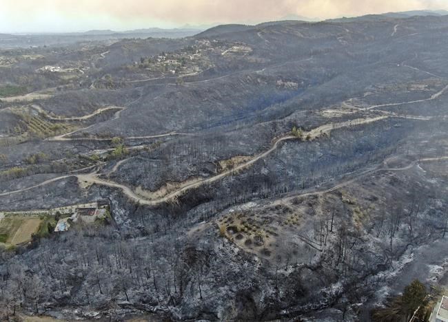 Wildfires in southern Turkey leave 3 dead, 58 hospitalized | iNFOnews.ca CP198958961
