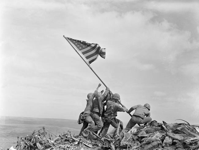 Retired Marine whose troops planted US flag on Iwo Jima dies | iNFOnews.ca Retired Marine whose troops planted US flag on Iwo Jima dies | iNFOnews.ca