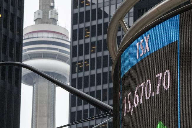 S&P/TSX composite closes down as energy sector moves lower amid lower oil prices | iNFOnews.ca S&P/TSX composite closes down as energy sector moves lower amid lower oil prices | iNFOnews.ca
