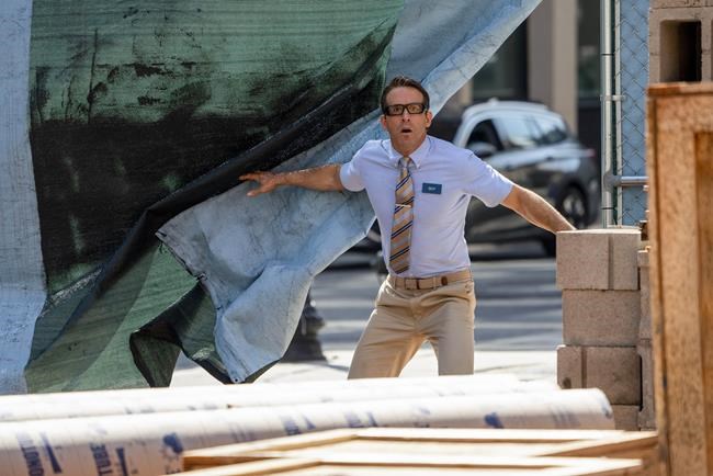 Ryan Reynolds, Shawn Levy on the Canadianness of 'Free Guy' and Alex Trebek's cameo | iNFOnews.ca Ryan Reynolds, Shawn Levy on the Canadianness of 'Free Guy' and Alex Trebek's cameo | iNFOnews.ca