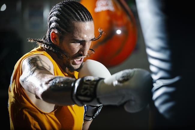 Ali's grandson wins in pro debut | iNFOnews.ca