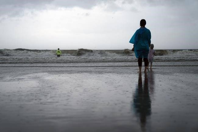 Slow-moving storm Henri drenches Northeast US | iNFOnews.ca Slow-moving storm Henri drenches Northeast US | iNFOnews.ca