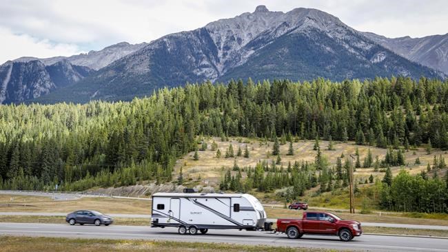 Stoney Nakoda celebrate name change of Alberta mountain landmark | iNFOnews.ca