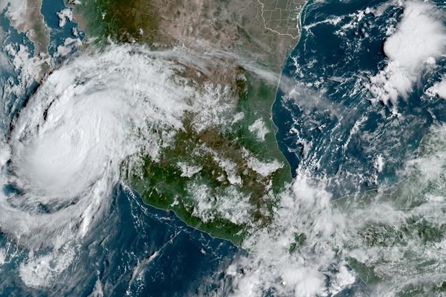 Hurricane Olaf nears Mexico's Los Cabos resorts | iNFOnews.ca