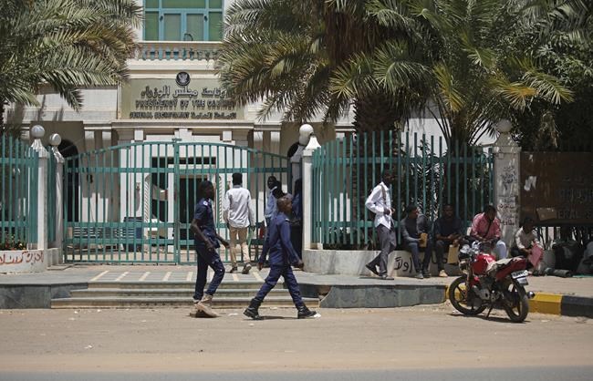 Sudanese officials say coup attempt failed, army in control | iNFOnews.ca