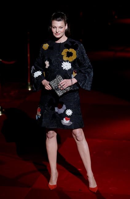 Model Linda Evangelista says body sculpting side-effect left her 'deformed' | iNFOnews.ca Model Linda Evangelista says body sculpting side-effect left her 'deformed' | iNFOnews.ca