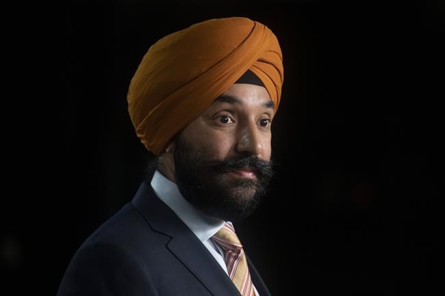 CIBC hires former Liberal innovation minister Navdeep Bains | iNFOnews.ca