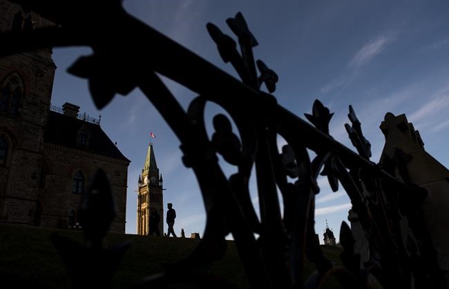 Ten ex-MPs who served under two years to get $93,000 severance cheques: federation | iNFOnews.ca Ten ex-MPs who served under two years to get $93,000 severance cheques: federation | iNFOnews.ca