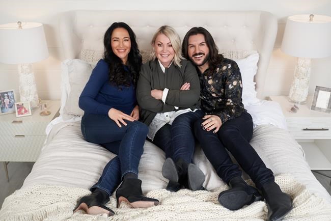 Jann Arden says while COVID-19 is very real, it won't ever exist on her TV sitcom | iNFOnews.ca Jann Arden says while COVID-19 is very real, it won't ever exist on her TV sitcom | iNFOnews.ca