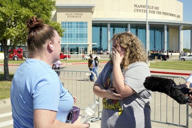 Student taken into custody hours after Texas school shooting | iNFOnews.ca