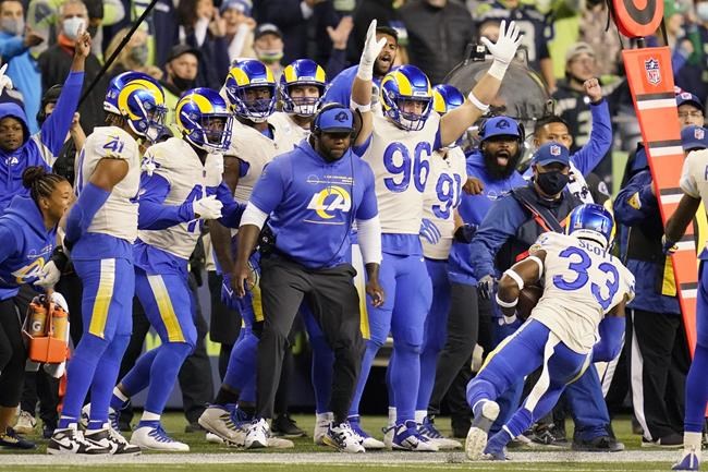 Stafford, Rams beat Seahawks 26-17; Wilson injures finger | iNFOnews.ca Stafford, Rams beat Seahawks 26-17; Wilson injures finger | iNFOnews.ca