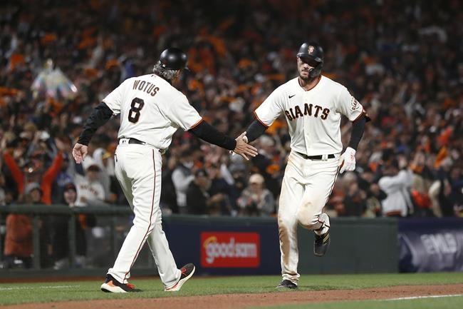 Masterful Webb pitches Giants past Dodgers in playoff opener | iNFOnews.ca Masterful Webb pitches Giants past Dodgers in playoff opener | iNFOnews.ca