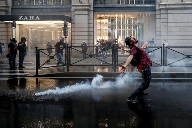 Calls rise in Italy to ban pro-fascism groups after rampage | iNFOnews.ca Calls rise in Italy to ban pro-fascism groups after rampage | iNFOnews.ca