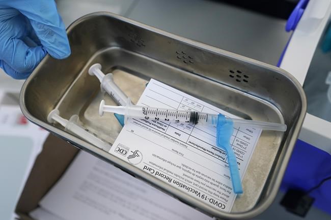 Cities, police unions clash as vaccine mandates take effect | iNFOnews.ca