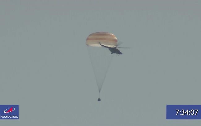 Russian filmmakers land after shoot aboard space station | iNFOnews.ca