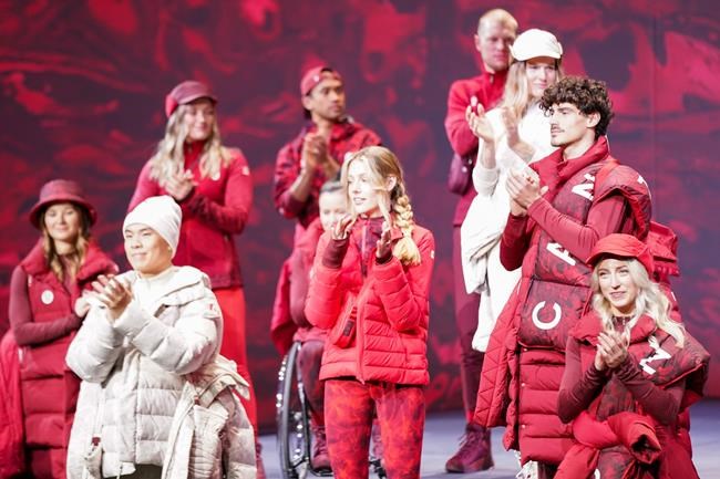 Team Canada unveils kit from Lululemon for 2022 Winter Olympics in Beijing | iNFOnews.ca