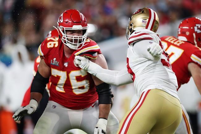 Kansas City Chiefs trade veteran Canadian OL Laurent Duvernay-Tardif to New York Jets | iNFOnews.ca Kansas City Chiefs trade veteran Canadian OL Laurent Duvernay-Tardif to New York Jets | iNFOnews.ca