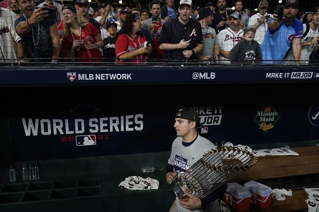 Hammerin' Braves rout Astros to win 1st WS crown since 1995 | iNFOnews.ca