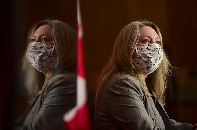 Vast majority of federal public servants comply with mandatory vaccination policy | iNFOnews.ca