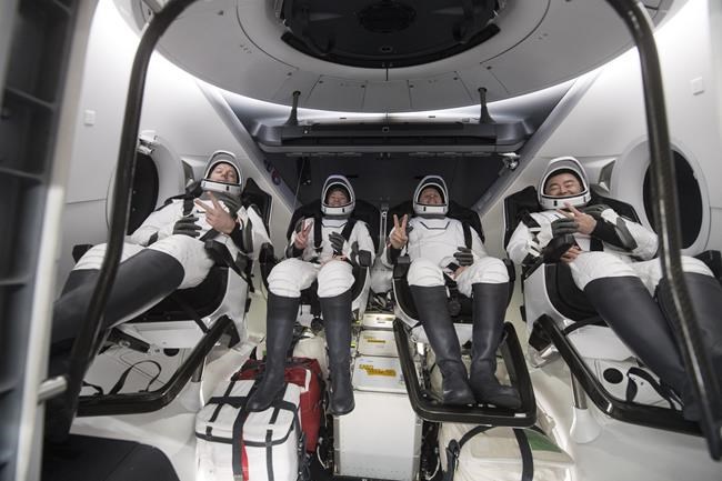 SpaceX returns 4 astronauts to Earth, ending 200-day flight | iNFOnews.ca SpaceX returns 4 astronauts to Earth, ending 200-day flight | iNFOnews.ca