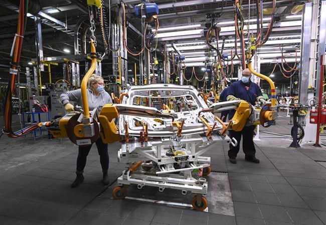 GM restarts truck production at Oshawa assembly plant | iNFOnews.ca GM restarts truck production at Oshawa assembly plant | iNFOnews.ca