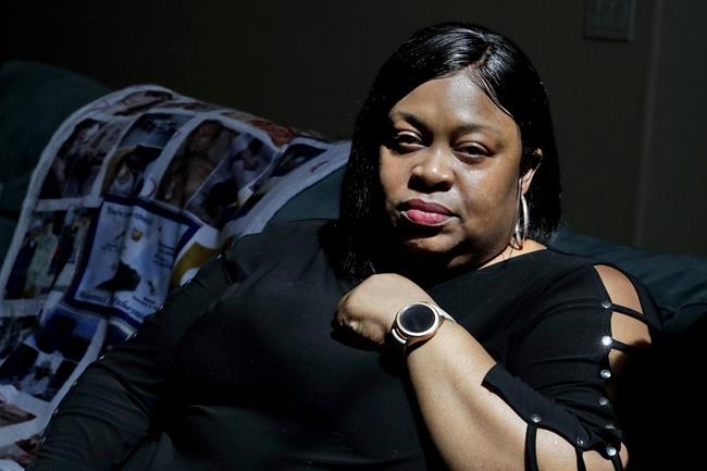 Phoenix to pay $5M in lawsuit over man’s death during arrest | iNFOnews.ca