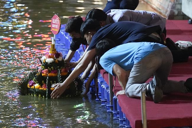 Thailand's festival honoring rivers also pollutes them | iNFOnews.ca