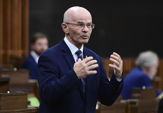 Tory vaccination status in spotlight after MP tests positive on eve of new Parliament | iNFOnews.ca CP1172839103
