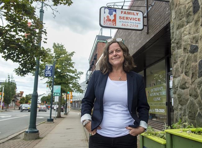 Pandemic pressures: Nova Scotia offers pioneering helpline exclusively for men | iNFOnews.ca