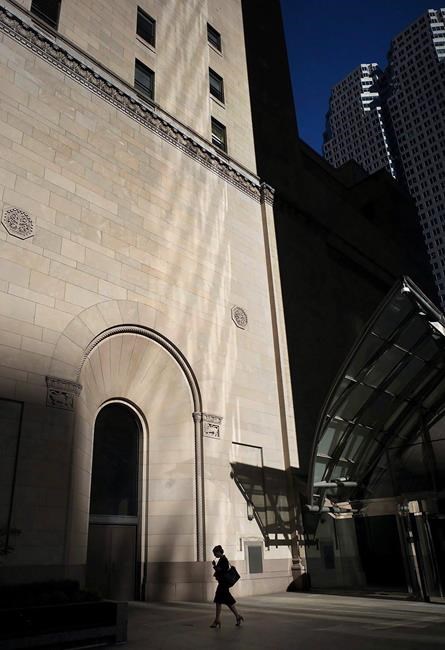 Survey finds 65 per cent of Canadians seriously considering job switch | iNFOnews.ca