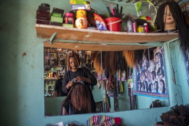 US reports 1st case of omicron variant in returning traveler | iNFOnews.ca