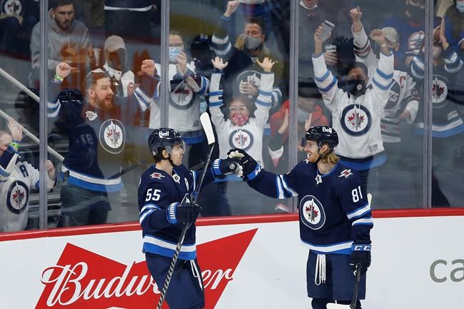 Scheifele ends seven-game goalless streak, leads Jets to 8-4 win over Devils | iNFOnews.ca