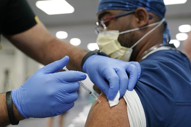 Pfizer says COVID booster offers protection against omicron | iNFOnews.ca Pfizer says COVID booster offers protection against omicron | iNFOnews.ca