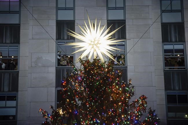 Hallmark takes familiar holiday role; NFL leads prime time | iNFOnews.ca