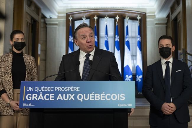 Legault blames school board after teacher with hijab forced from class under Bill 21 | iNFOnews.ca Legault blames school board after teacher with hijab forced from class under Bill 21 | iNFOnews.ca