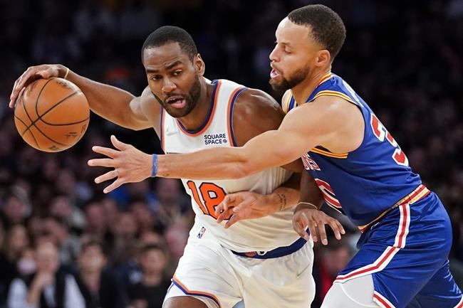 Warriors' Stephen Curry breaks the NBA career 3-point record | iNFOnews.ca Warriors' Stephen Curry breaks the NBA career 3-point record | iNFOnews.ca