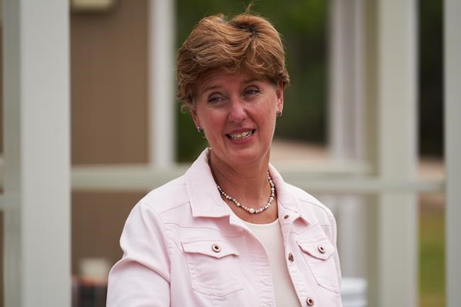 Agriculture Minister Bibeau announces emergency food funding top-up | iNFOnews.ca