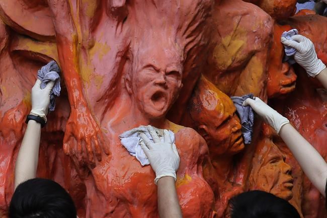 Hong Kong university removes Tiananmen massacre statue | iNFOnews.ca