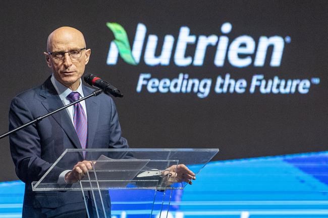 Mayo Schmidt steps down as Nutrien CEO, Ken Seitz named interim CEO | iNFOnews.ca Mayo Schmidt steps down as Nutrien CEO, Ken Seitz named interim CEO | iNFOnews.ca