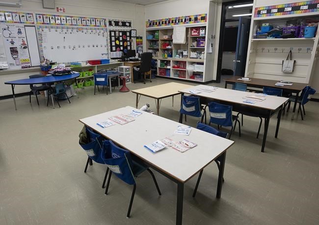 Canada approves Pfizer COVID drug as hospitalizations rise and kids return to school | iNFOnews.ca Canada approves Pfizer COVID drug as hospitalizations rise and kids return to school | iNFOnews.ca