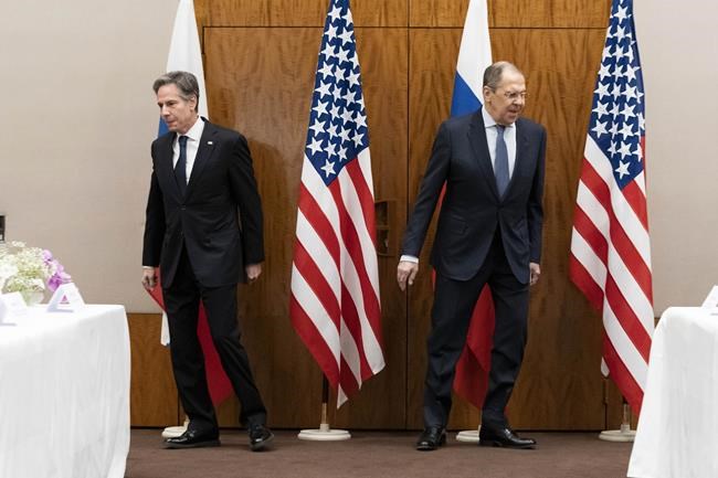US, Russia to try more diplomacy amid tensions over Ukraine | iNFOnews.ca CP195462048