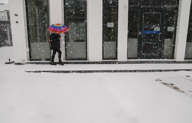 Snow blankets Athens, Greek islands and Turkey's Istanbul | iNFOnews.ca