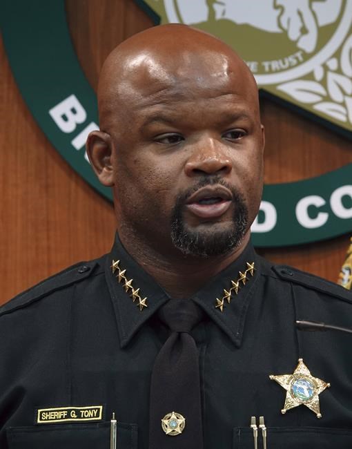 Florida sheriff fires deputy union head after COVID-19 fight | iNFOnews.ca
