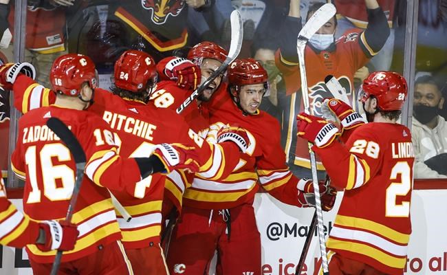 Gaudreau OT winner, Markstrom shutout lead Flames to 1-0 win over Canucks | iNFOnews.ca CP1954079049