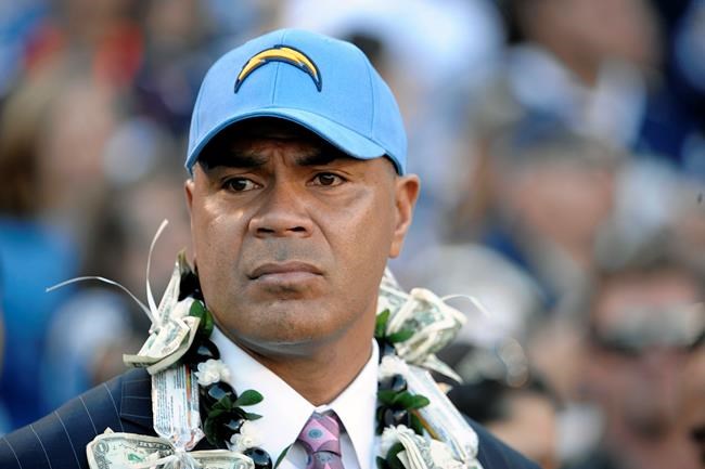 Brother of late NFL star Junior Seau killed in car crash | iNFOnews.ca Brother of late NFL star Junior Seau killed in car crash | iNFOnews.ca
